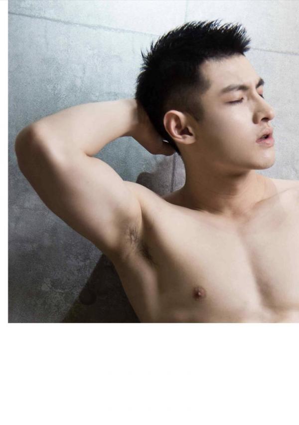 VIRILE-No.02-ebook--bts-video